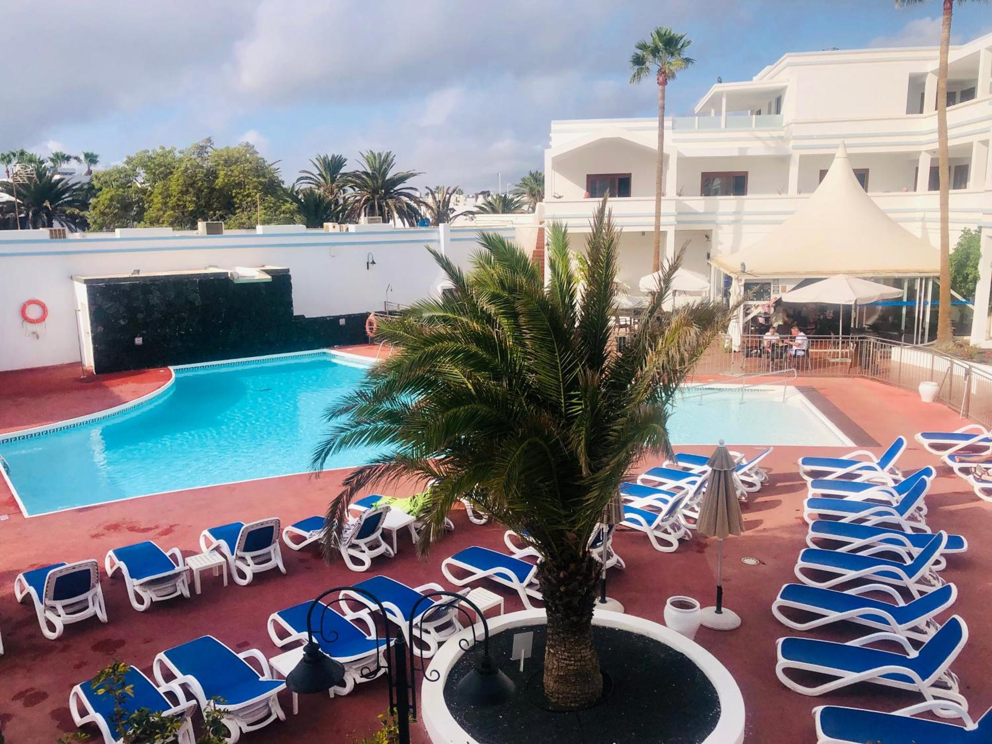 Apartamentos Oceano - Adults Only - Solo Adultos Costa Teguise Ngoại thất bức ảnh